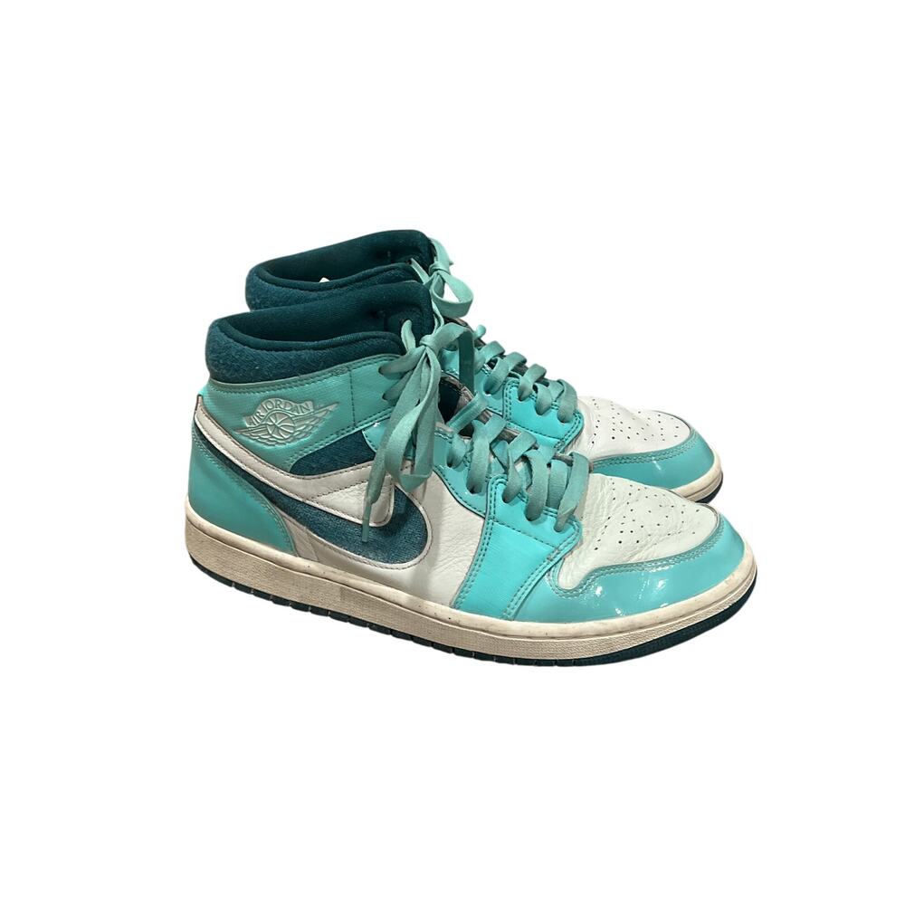 Nike, Air Jordan 1 Mid Chenille Shoe, Size 10.5, 1443